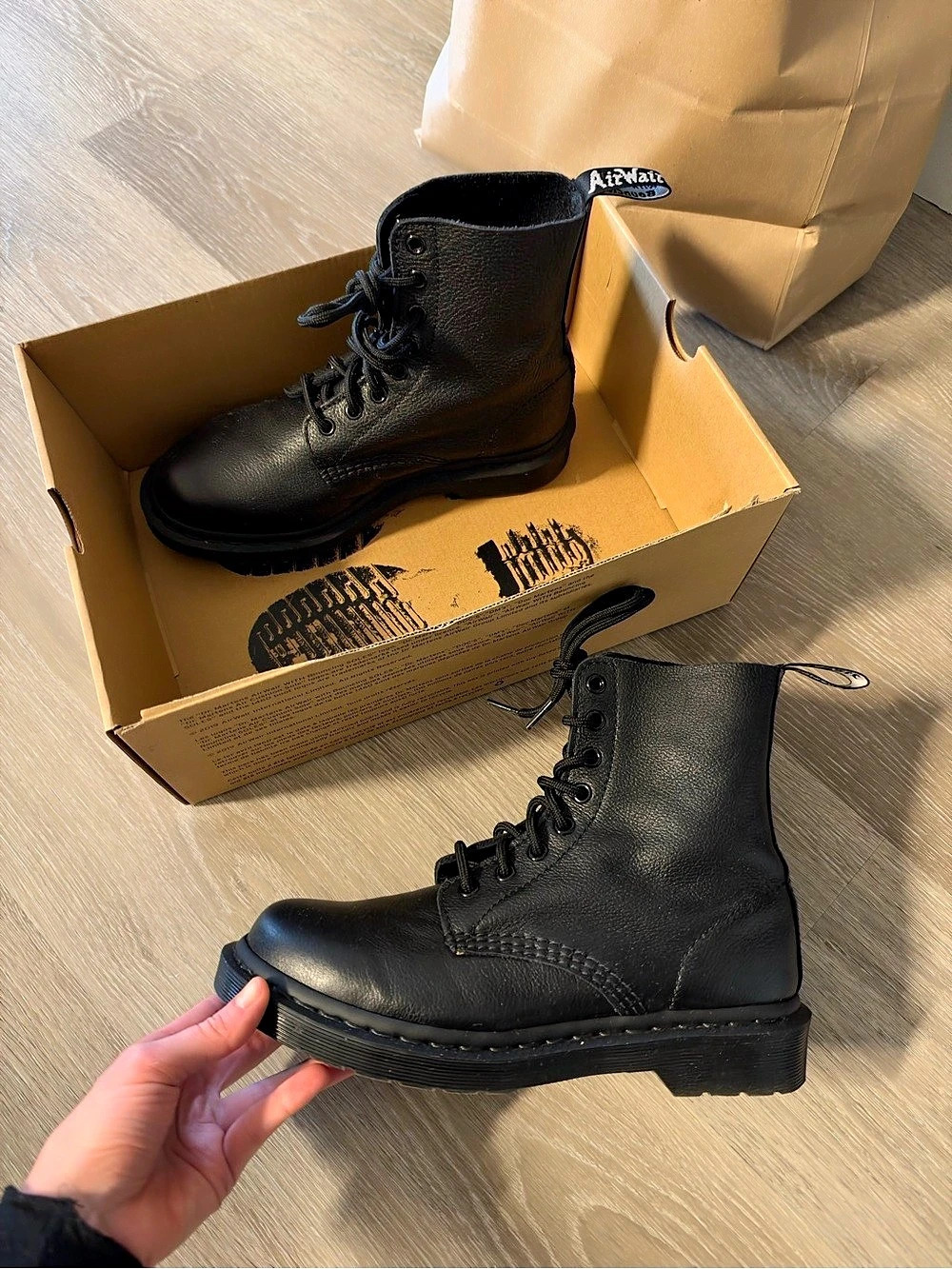 Dr. Martens 1460 Pascal Mono Black Lace-Up Boots US 7 Like New